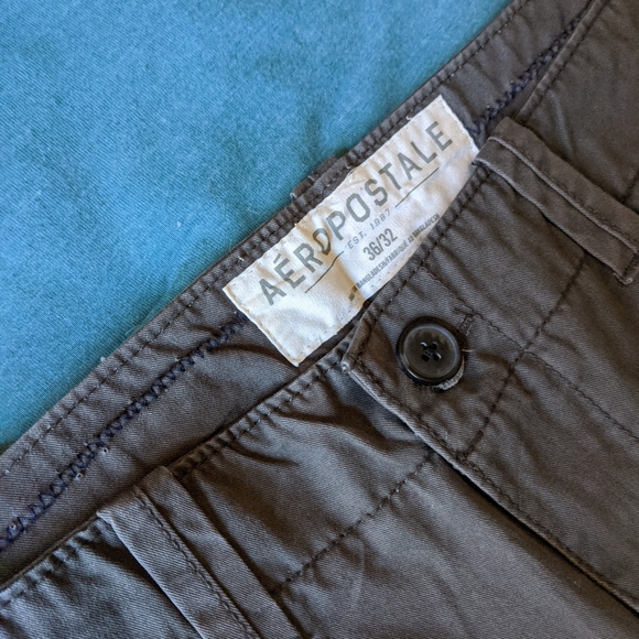 Aeropostale 36/32 Pants - Picture 2 of 5